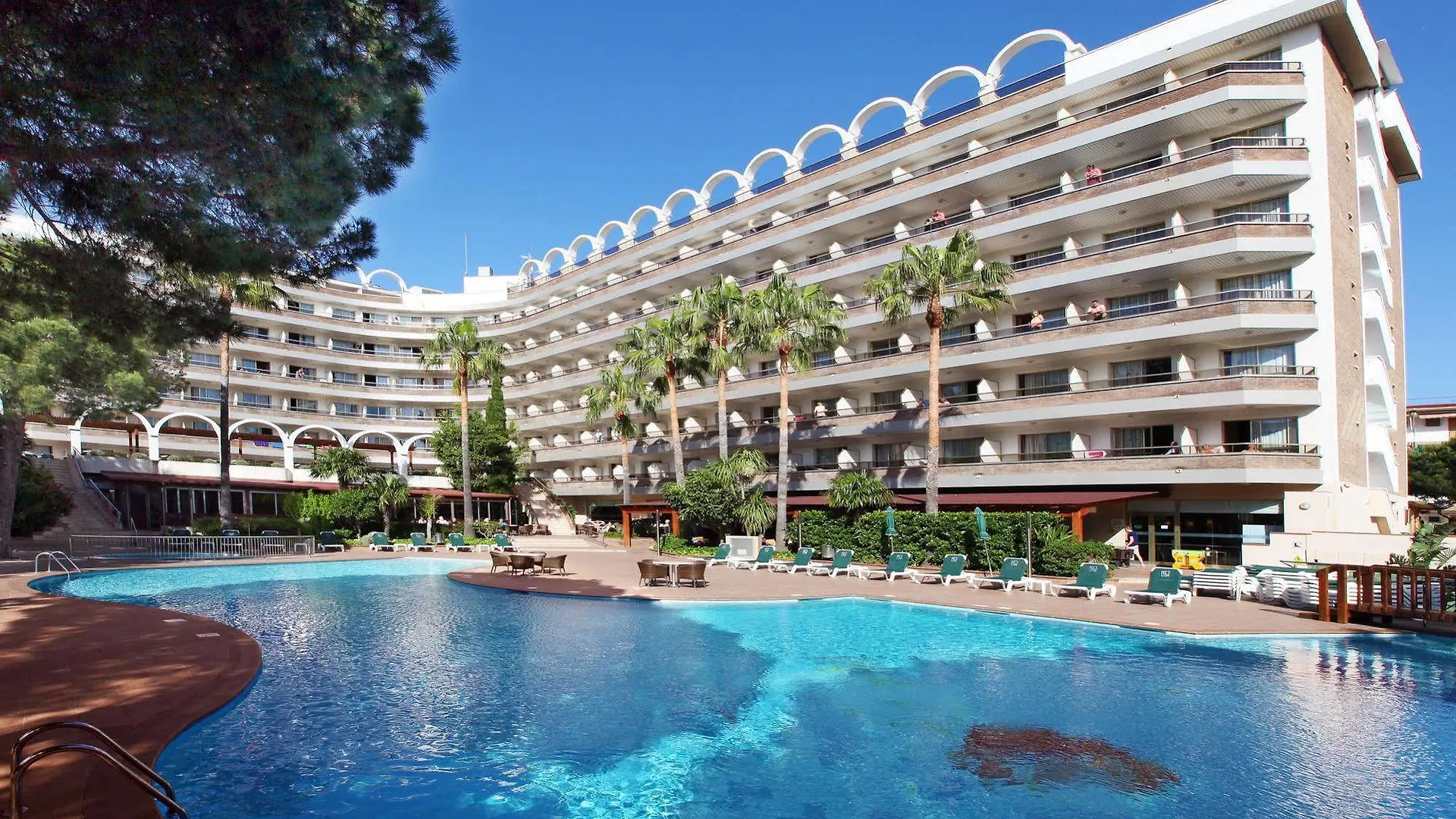 Golden Port Salou & Spa 4*,